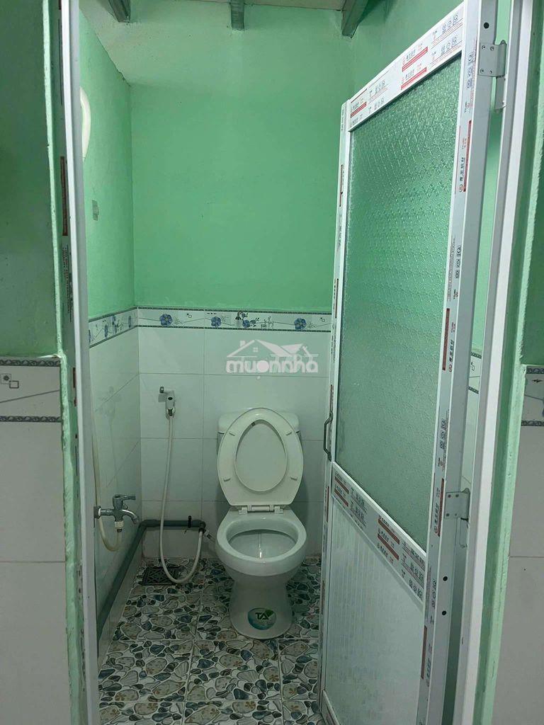 Phòng trọ giá rẻ mặt tiền tân bình - 2