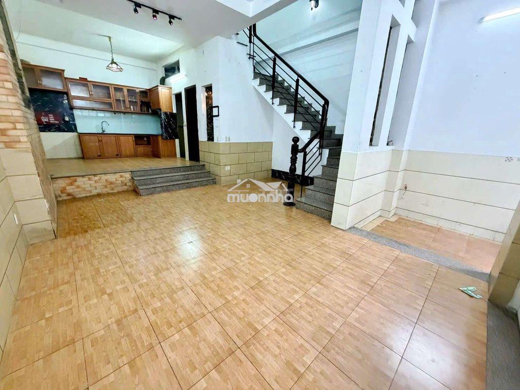 Nhà nguyên căn gò dầu. quận tân phú (3pn, 4wc). hẻm xe hơi. dtsd 252m2 - 3
