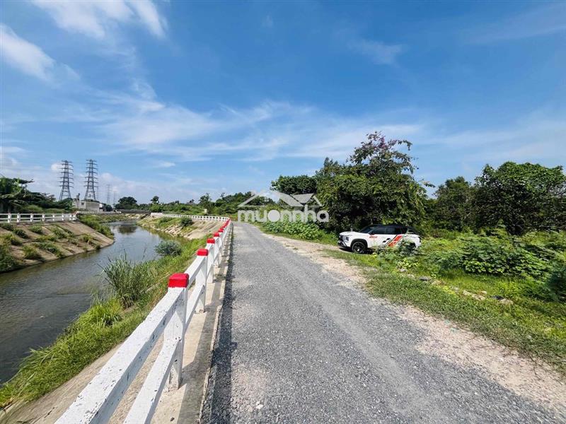 Bán 3200m2 đất giáp suối lớn-sát kdc thung lũng xanh-kcn long thành
