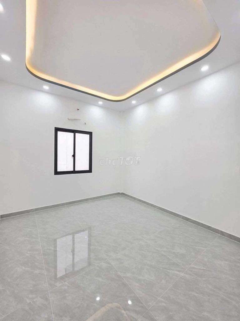 Bán nhà đ, lê đại hành giáp đ 3/2 4 x 10m x 4tầng )giá : nhỉnh 4tỉ tl - 4