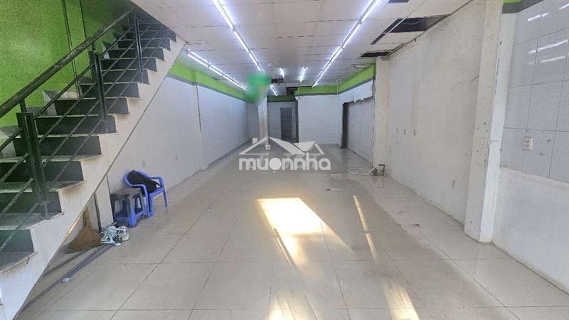 M.tiền lớn, 5.1x21, 1lầu, 2pn 1wc, vỉa hè 6m
