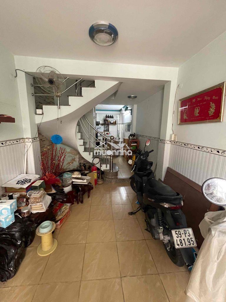Cho thuê nhà đường đồng đen 3,2x10 hxh 1 trệt 2 lầu sân thượng 4pn 4wc
