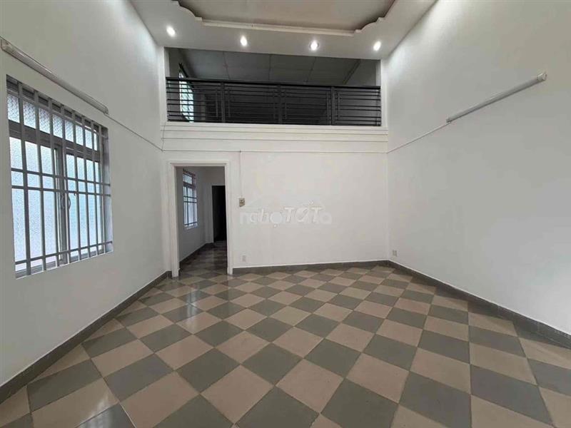 Cho thuê nhà dt 5x15 1trệt 1lửng 2pn 2wc nhà sạch thoáng mát vườn lài