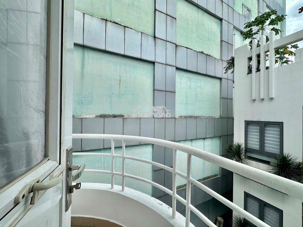🏡Studio ban công full nội thất siêu rộng có thang máy ngay q3 - 2