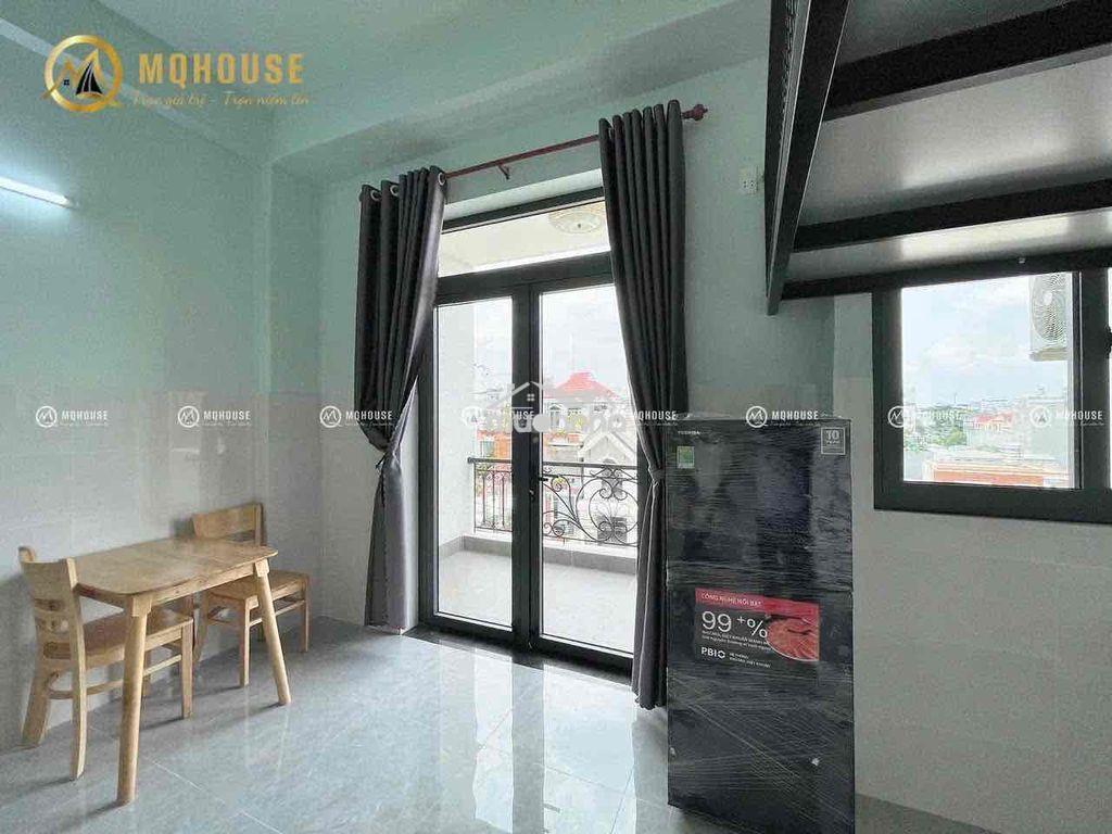 Phòng ban công gác lớn mới xây đầy đủ nội thất ngay công viên phần mềm - 3