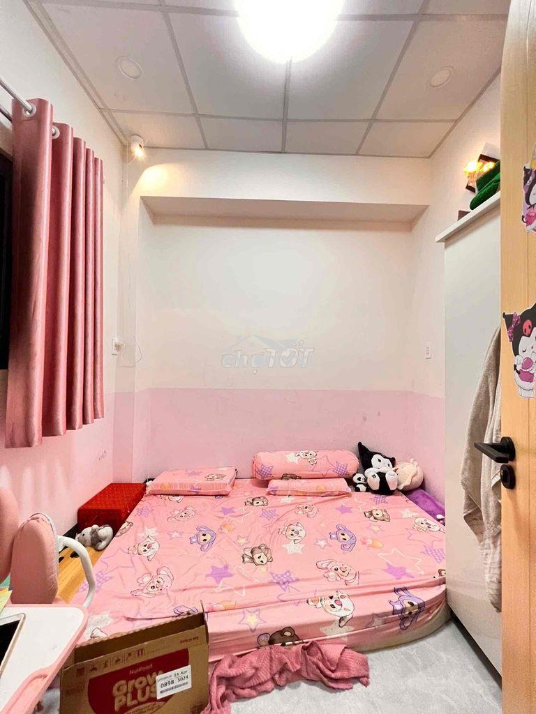 Nhà mặt tiền hxh ,hẽm mua bán kinh doanh