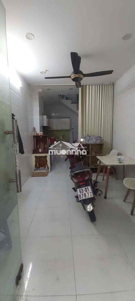 Cho thuê nhà nguyên căn đường đoàn văn bơ, nhà sạch sẻ dọn thuê liền - 3