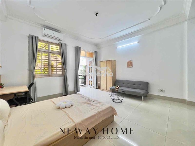 Studio ban công vừa khai trương ngay gần parcmall