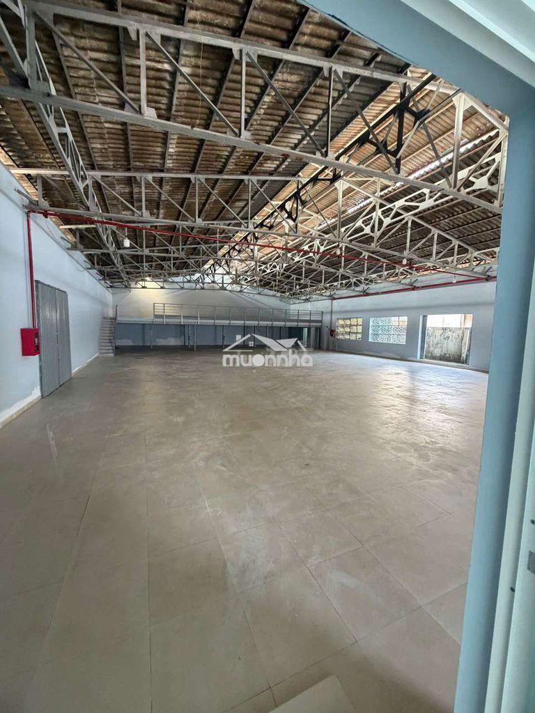 Cho thuê kho xưởng 1715m2 full thổ cư - 2