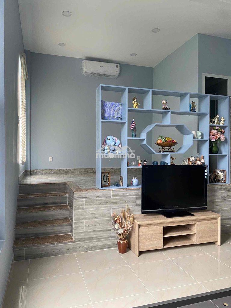 Cho thuê biệt thự 2 lầu 4pn nhà đẹp - 3