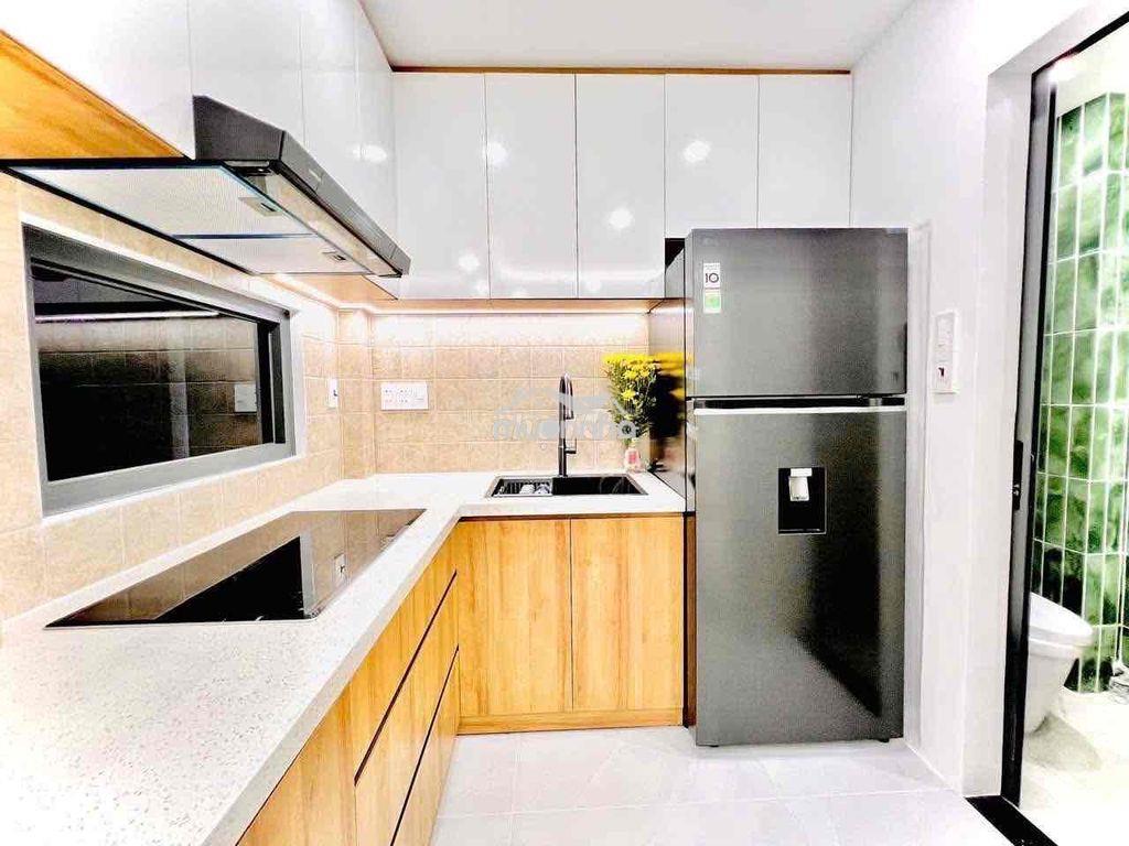 Full nt ở ngay - 3 tầng kiên cố hoàn công đủ - 2pn wc  khép kín - 4