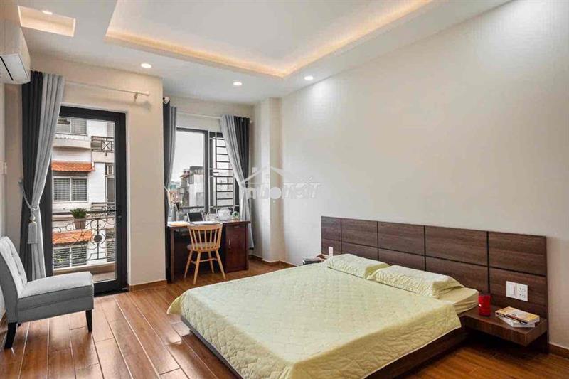 Căn hộ bình thạnh, ban công - ngay ngã 4 hàng xanh