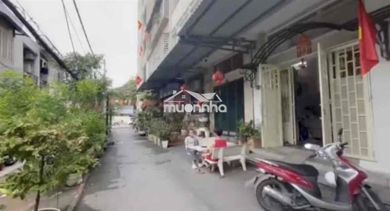Cho thuê căn hộ tầng trệt chung cư măt tiền nguyên gia trí