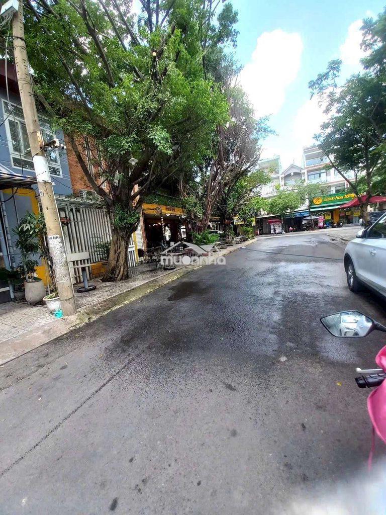 Cho thuê nhà vườn lài