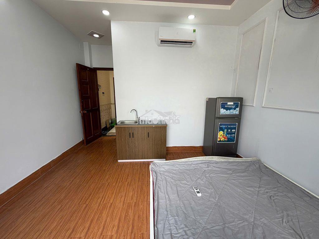 Phòng bancol full nội thất dọn vào ở ngay - 4