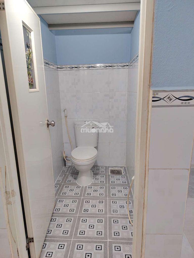 Cho thuê phòng trọ 40m² – gác suốt rộng rãi – gần các trường đh - 3