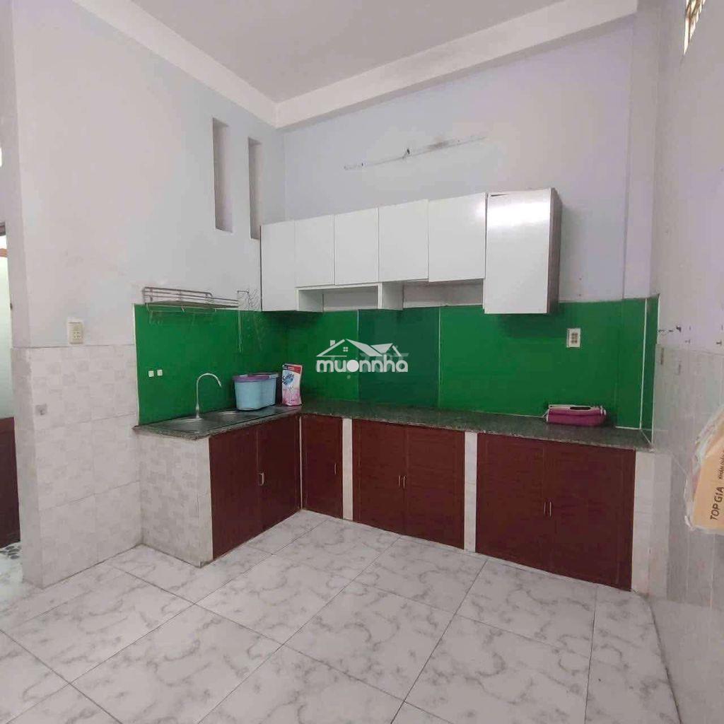 Cho thuê nguyên căn 4pn3wc, hẻm xh gần mặt tiền nguyễn văn khối p11 gv - 3