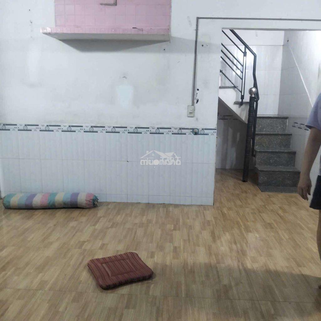 Nhà thuê 4_6 lầu suốt 2 pn. ấp 2 đường võ văn vân vĩnh lộc b - 2