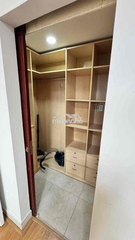 Cần cho thuê căn hộ hùng vương plaza p12. q5 - 2