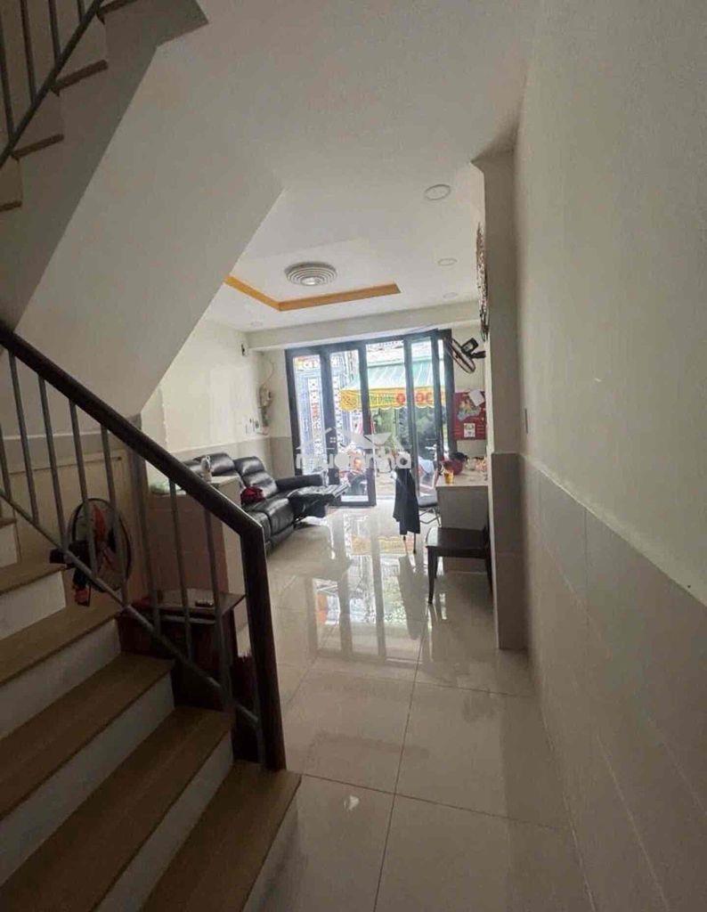 Nhà 3 tầng kinh dương vương q6 giá tốt - 3