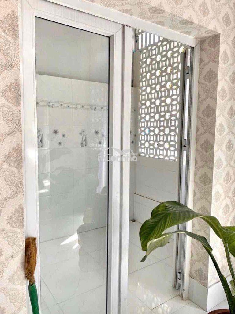 Cho thuê nhà 1 trệt 1 lầu – khu tây sông hậu gđ1 - 4