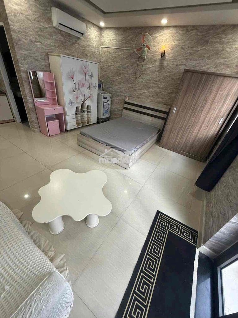Cho thuê chdv full nội thất cao cấp có ban công view siêu đẹp khu city - 2
