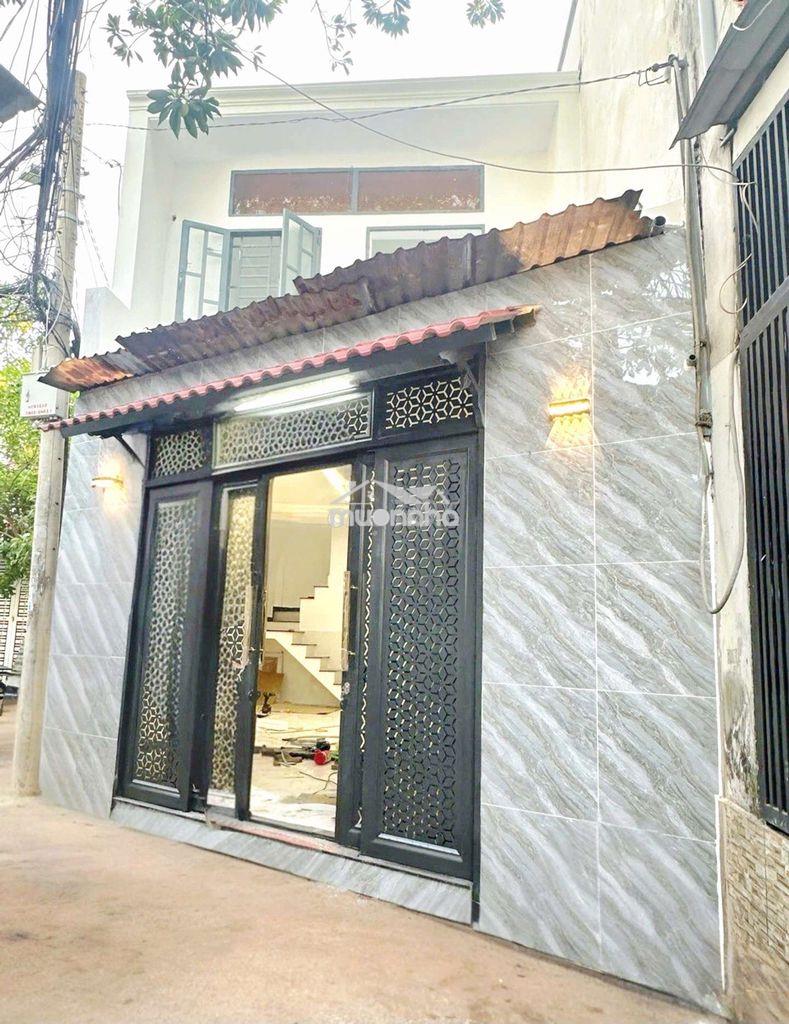 Nhà đẹp 2 tầng_4,5mx10,5m_hẻm xe hơi thông_chợ thiếc lê văn khương q12