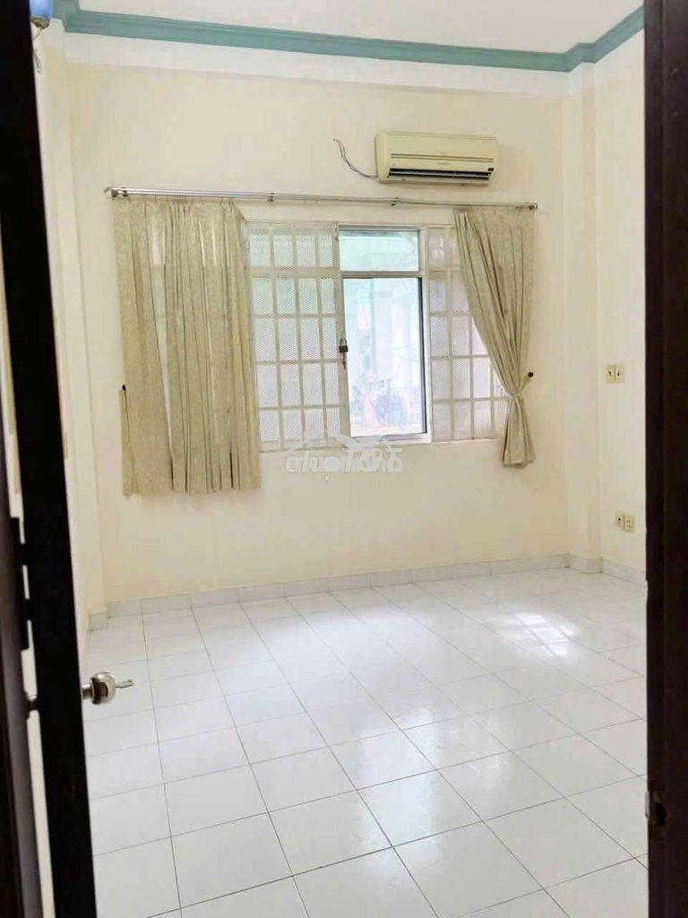 Cho thuê nhà trệt 2 lầu, đường huỳnh văn bánh p11 pn - 3
