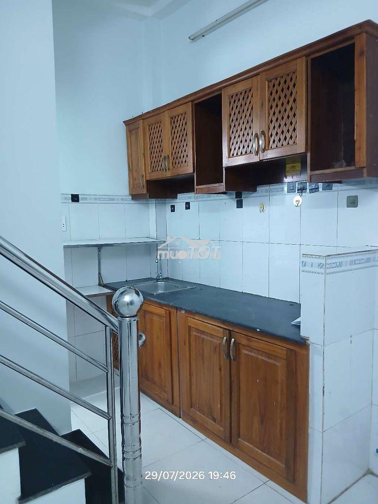 Nhà nguyên căn  1 trêt 2 lầu.. hoàn thiện mới.   - 4