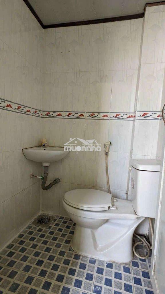 Nhà nguyên căn thống nhất 6x4m 1 lầu đúc - 3
