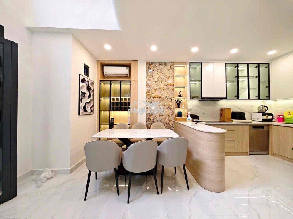 Nhà thuê hẻm 29 đoàn thị điểm q.phú nhuận 4,2x18m 4t 4p 18tr - 4