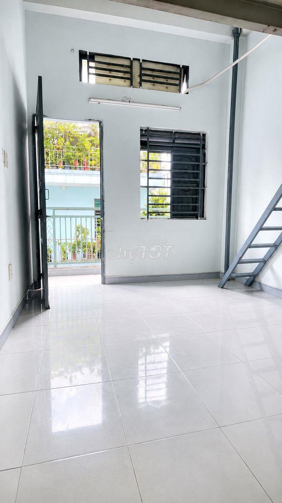 Chỉ 2,3 triệu - phòng rộng 30m² gác cao - đại học công nghệ thực phẩm