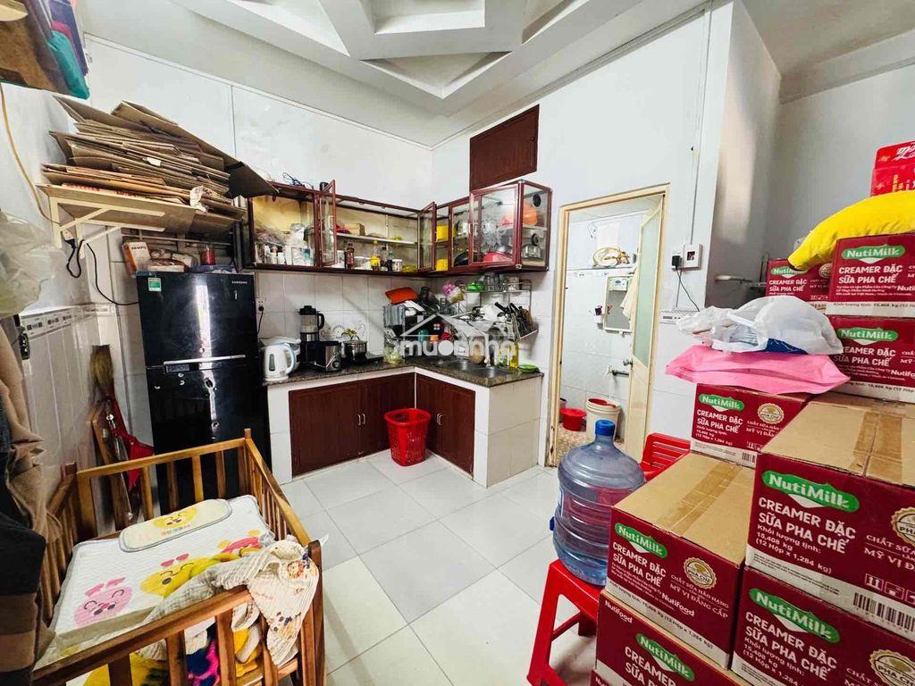 Nhà 2 tầng ngay bình trị đông- 35m2- hẻm xe hơi thông- khu dân trí cao - 3