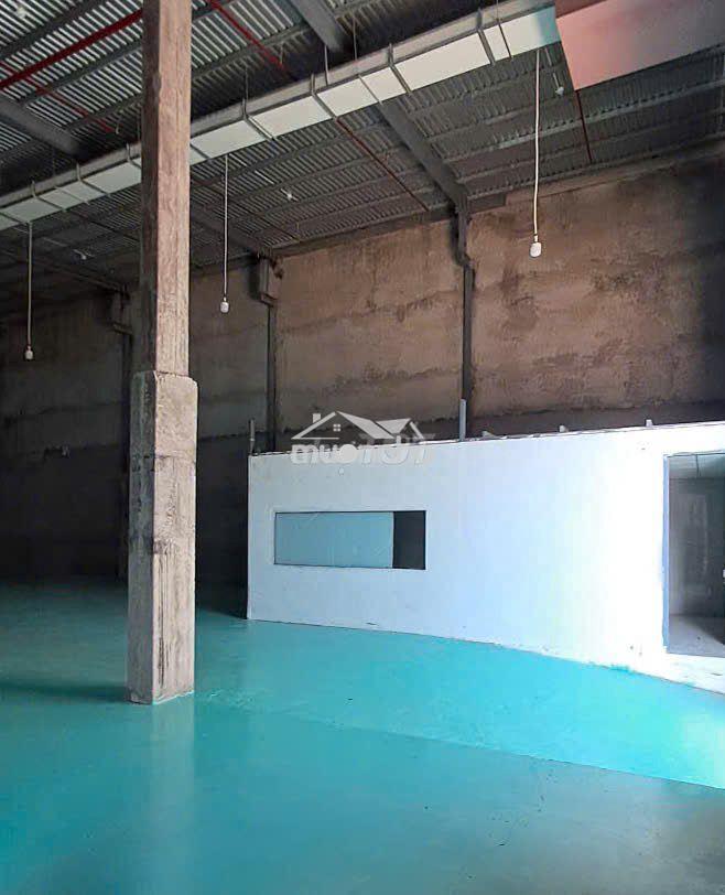 Cho thuê kho xưởng phạm hùng 815m2 – có văn phòng – nền epoxy sạch đẹp