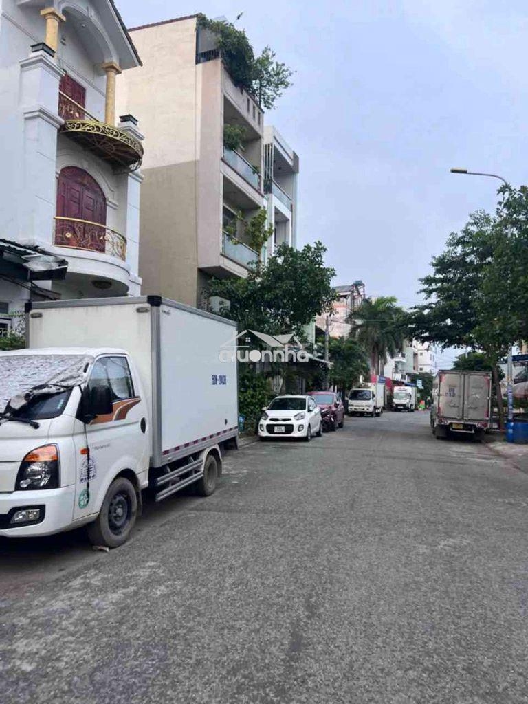⚡ Hàng hiếm khu chợ đầu mối ⚡
🏠 nhà 3 tầng đúc thật, 60m² 
🚘 - 2