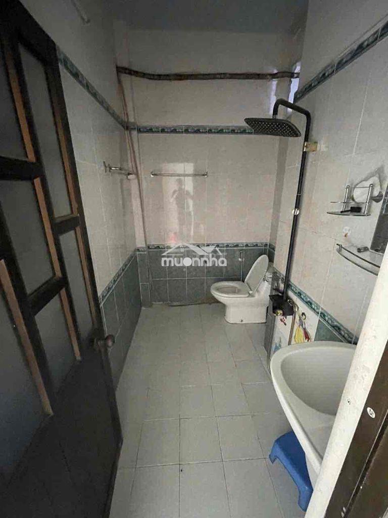 Phòng full nội thất ngay đh spkt wc trong phòng - 2