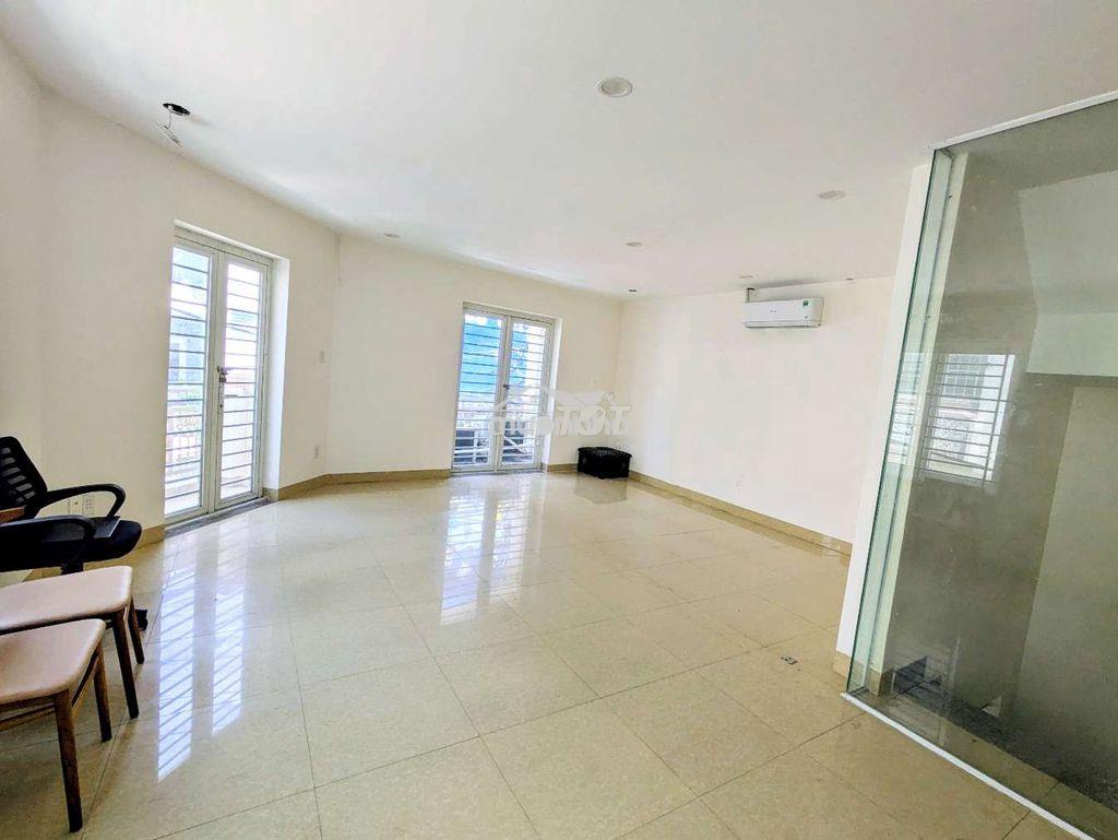 Chính chủ cho thuê tầng 1 50m2 làm văn phòng nhà 4 tầng - 3