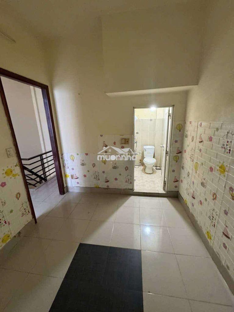 Nhà 5m5x5m. trệt lầu phạm văn bạch , p15, tb. 2pn 2wc - 3