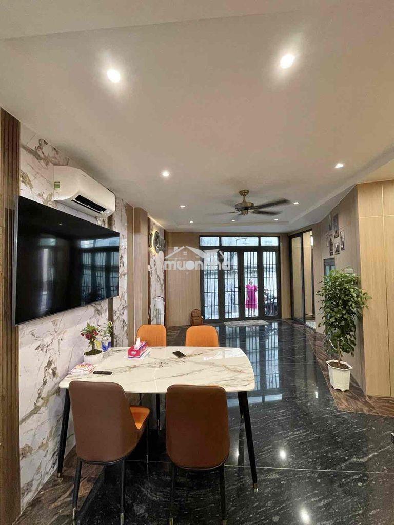 Chdv mới đẹp cmt8 - khu vip q3 - ngay ga metro_cv lê thị riêng