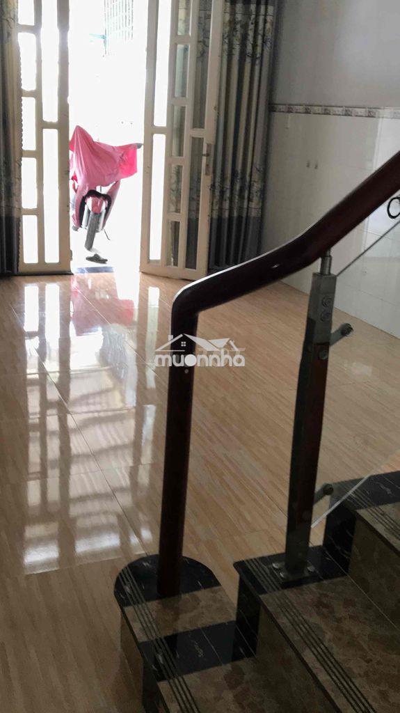 Cho thuê nhà nguyên căn gần chợ hưng long - 2