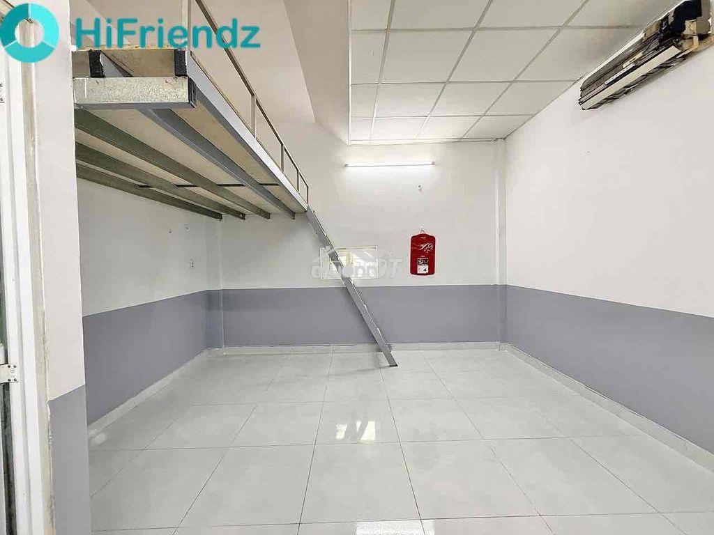 Phòng có gác cao 2m  siêu rộng ngay ngã tư bốn xã - 2