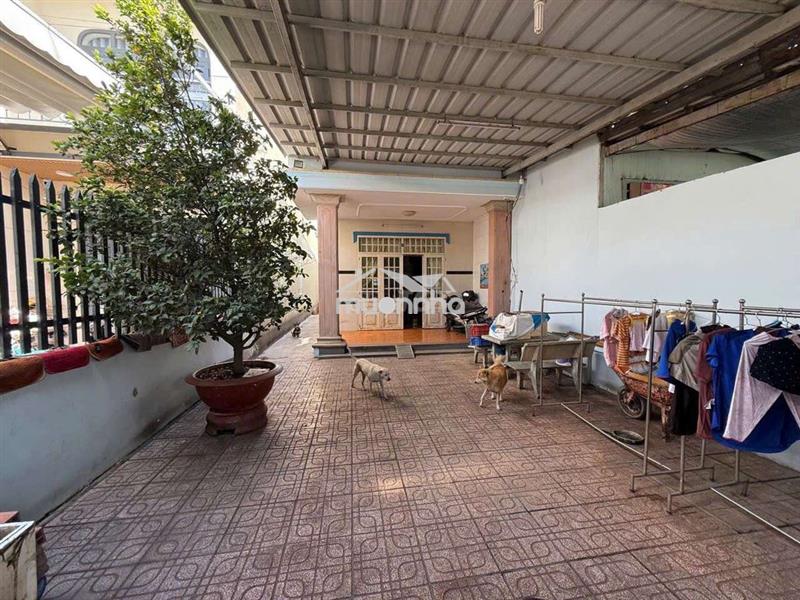 Bán nhà bình hòa - thuận an dt rộng sân xe tải, đường thông 2 otto
