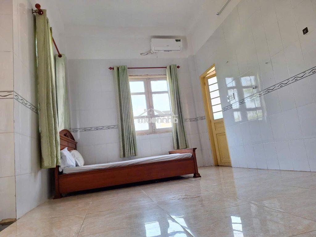 Căn hộ căn góc - 2