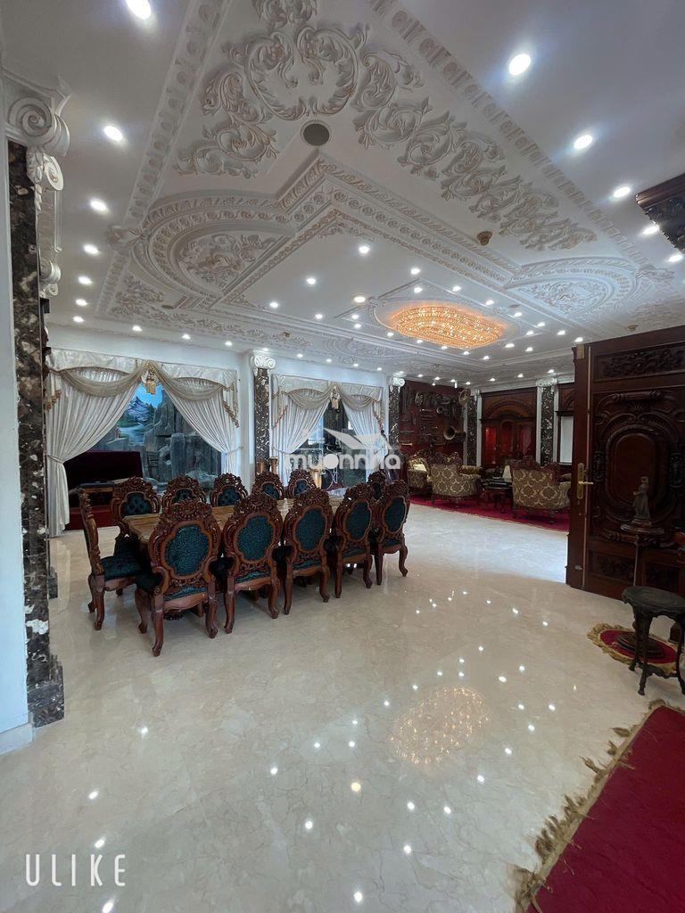 Cho thuê nguyên căn hẻm 662/3a sư vạn hạnh. dt: 4,5 x 18m, 3 lầu. h 7m - 3