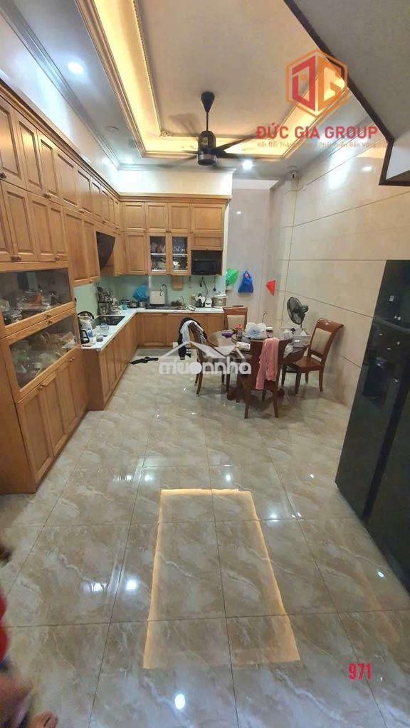 Nhà 1t2l đẹp full nội thất giá chỉ 12tr/tháng - 2