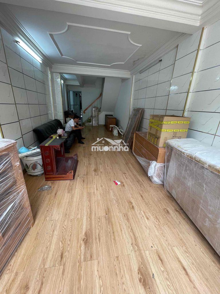 Q5 - cc xóm cải tầng trệt mt kinh doanh đa nghành - 100m2 giá chỉ 7txx - 3
