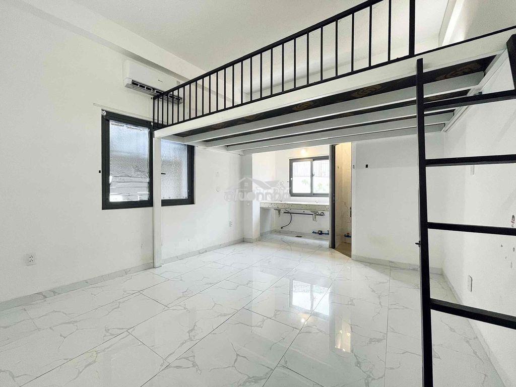 Duplex có gác máy lạnh, máy nước nóng thang máy - 2
