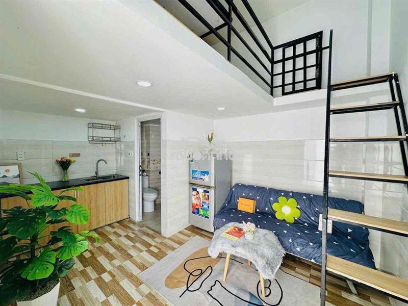 Phòng trọ có gác full nội thất có thang máy gần cầu chữ y