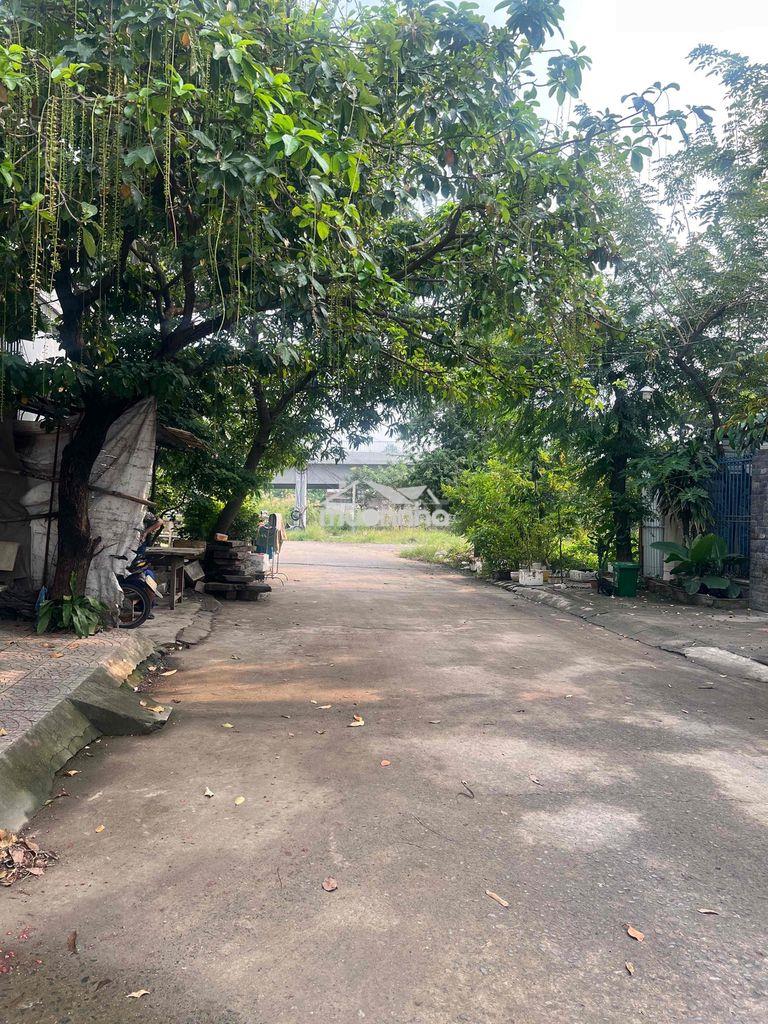 Cho thuê căn hộ dịch vụ . giá :6 tr . lh :*** - 3