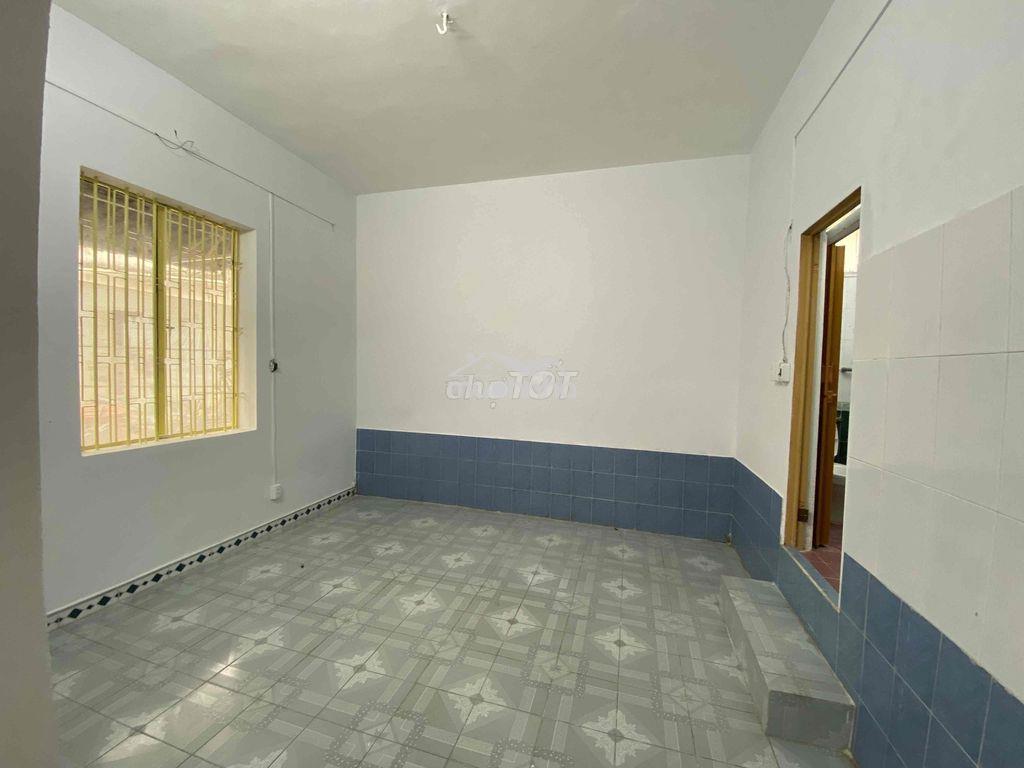 Tầng trệt chung cư cũ-13c kỳ đồng, quận 3 - 2
